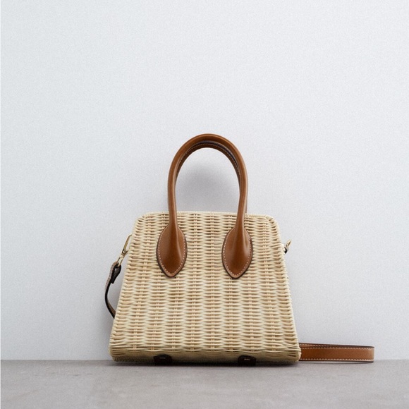 Zara Handbags - Zara Weave Purse.